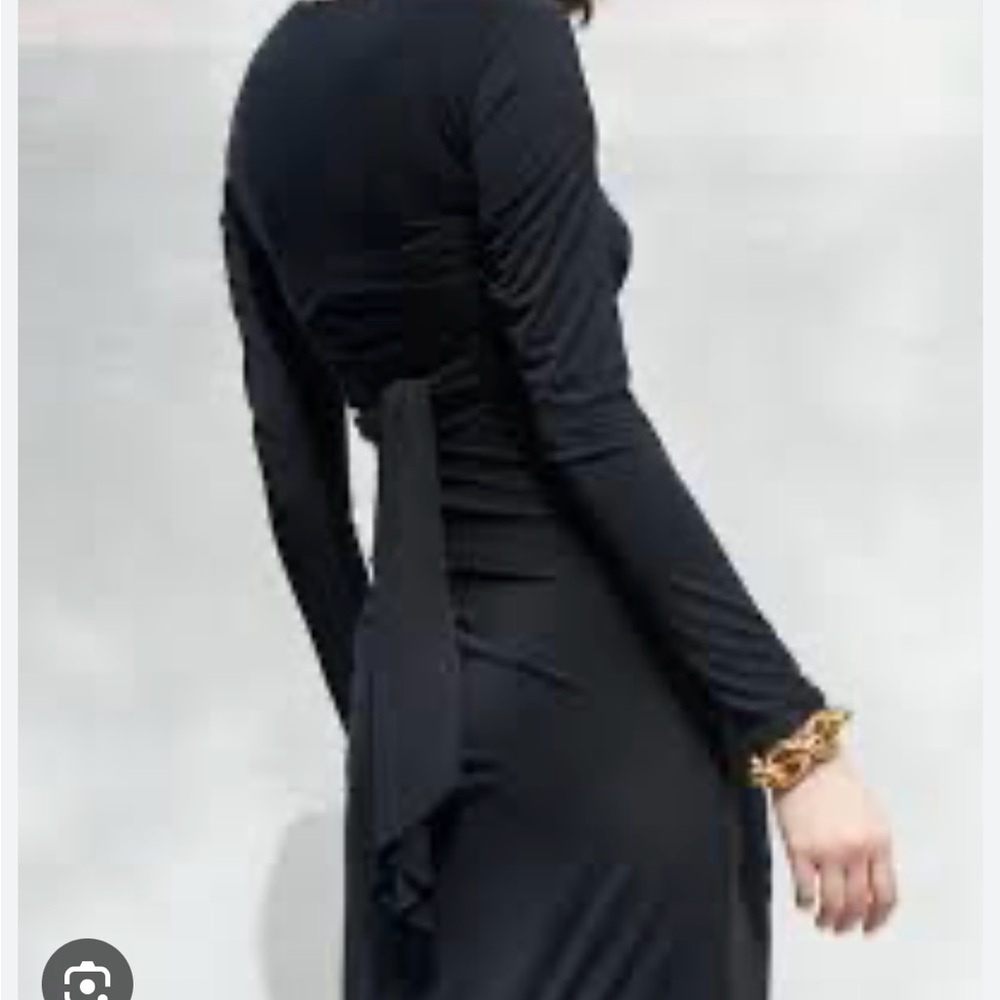 The Great Eros Pragma Shrug Blk Large

The Great Eros Pragma Shrug Plum Medium